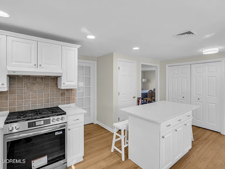 807 Prospect Ave — Photo 13