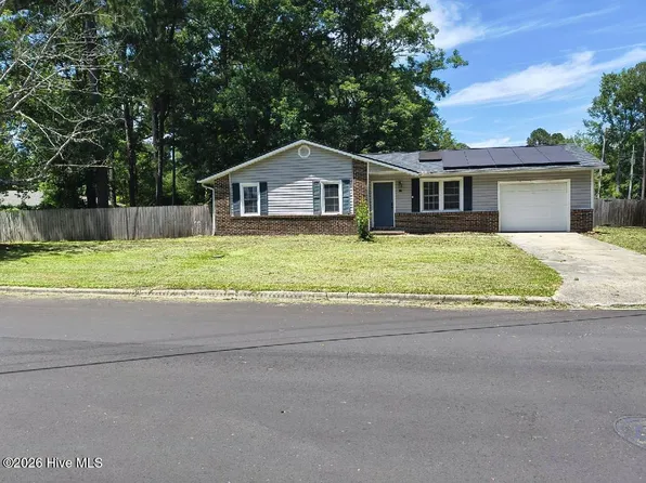 407 Kenwood Drive, Jacksonville, NC 28540