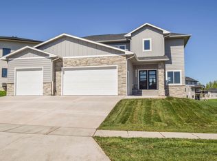 1909 S Firestone Ln, Sioux Falls, SD 57110