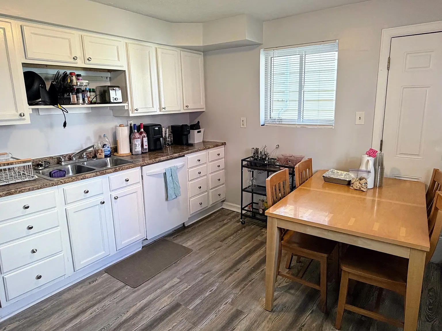 5 bed, $4,125 — Photo 3