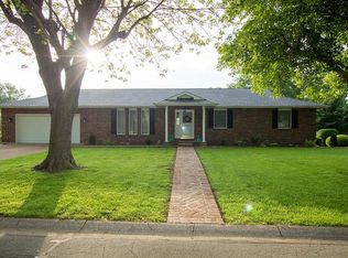 458 Redwood Dr, Farmington, MO