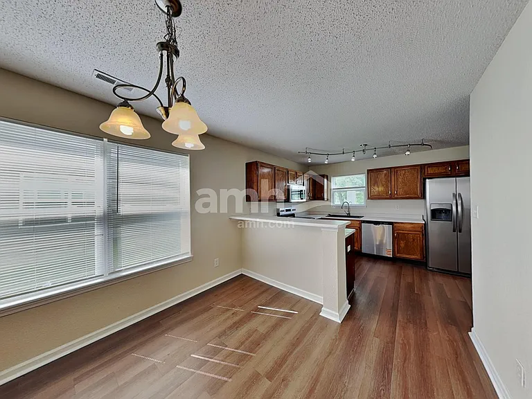 1347 Egret Ln — Photo 5