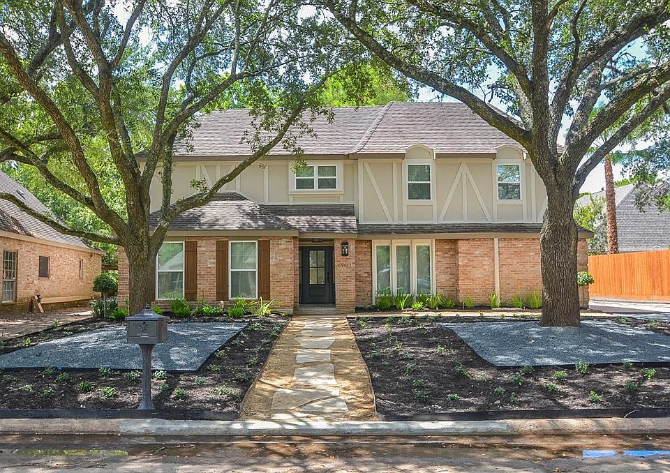 1st image of 15711 Walkwood Dr