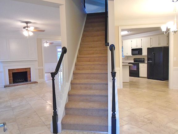 2nd image of 12105 Abundance Cres