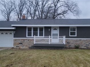 6736 Clingan Rd, Poland, OH 44514