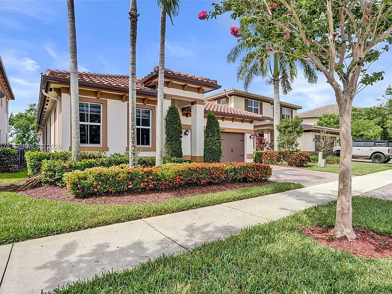 10340 Lake Vista Ct — Photo 3