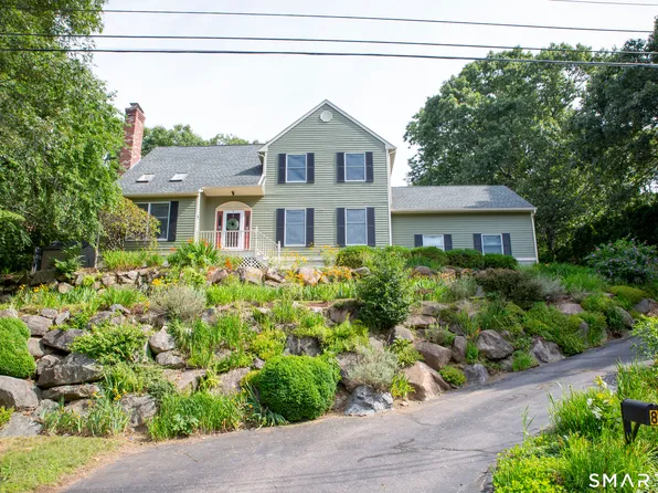 8 Holly Street, Stonington, CT 06379