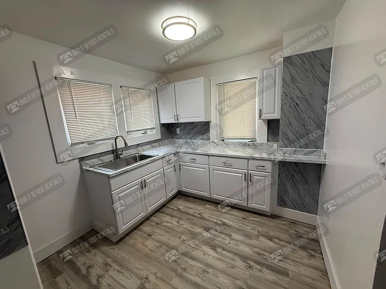 19263 Conley St — Photo 18