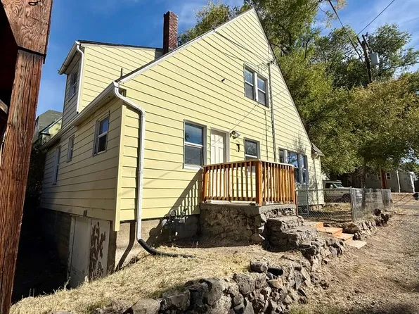 712 Mitchell St, Klamath Falls, OR 97601