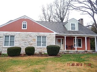 304 Hemlock Dr SW, Blacksburg, VA 24060