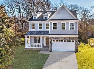 218 Battle St SW, Vienna, VA 22180