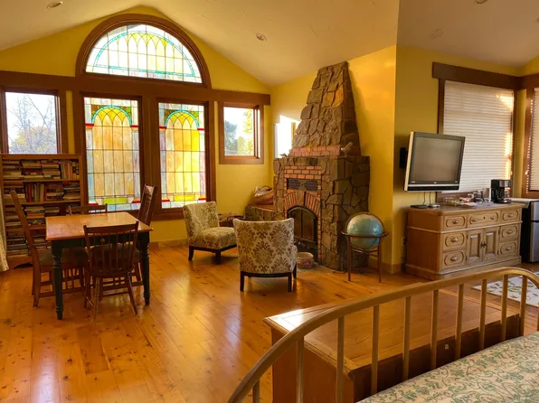 (undisclosed Address), Englewood, CO 80113