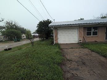 2nd image of 321 W Grogan St