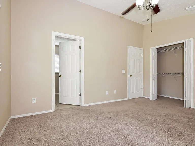 8713 Morrison Oaks Ct — Photo 10