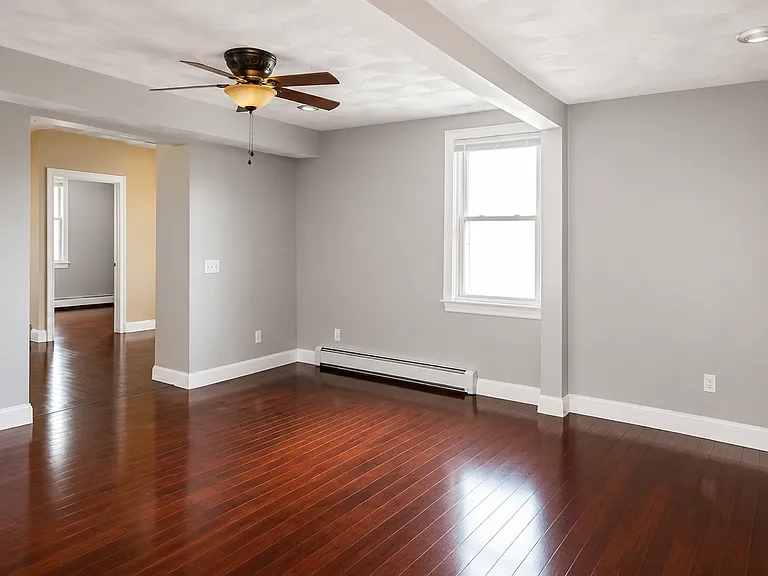 18 S Main St #3 — Photo 12