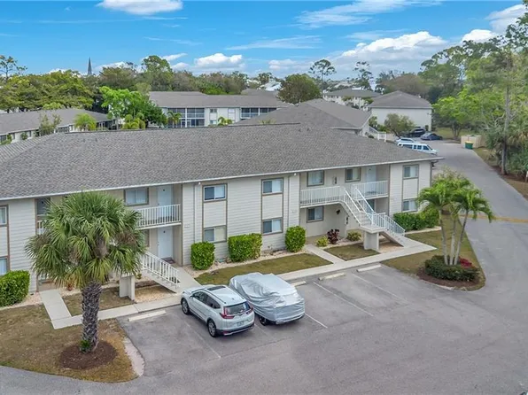 2334 Naples Trace CIR #6, NAPLES, FL 34109