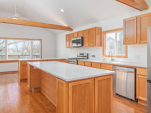 2nd image of 39763 N Rena Ave