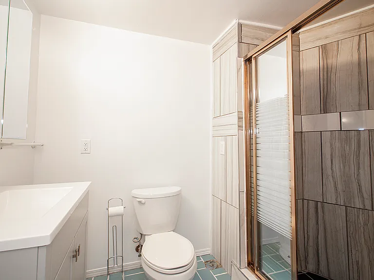 739 Wolseley Ave #3 — Photo 9