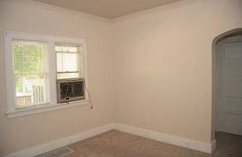 4th image of 1030 Lincoln St