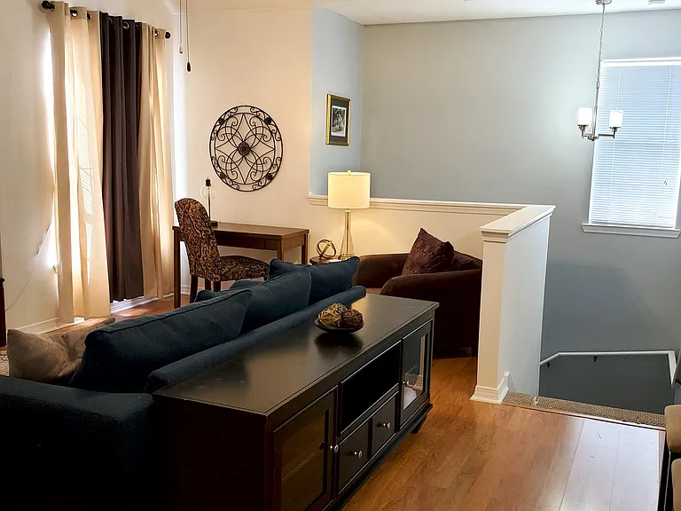 517 Spartan Dr — Photo 4