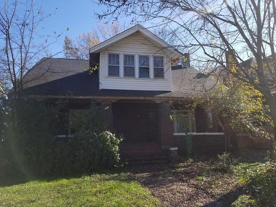 1st image of 2514 E 5th Ave