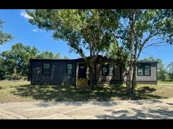 10305 NE 2ND Terrace, Okeechobee, FL 34972