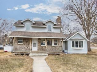 6031 Maple St, Rockford, MN 55373