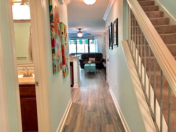 5th image of 106 Westlake Ct #106