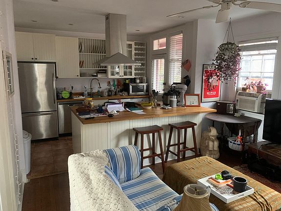 4th image of 501 N Arthur Ashe Blvd #12
