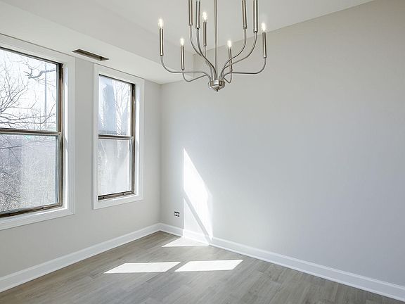 2nd image of 2210 Country Club Dr APT 11