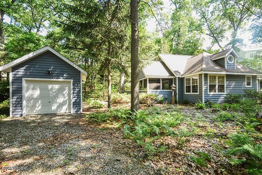 1st image of 50234 Marjeanette Ave