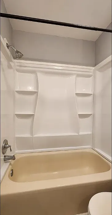 2 bed, 900 sqft, $2,500 — Photo 2