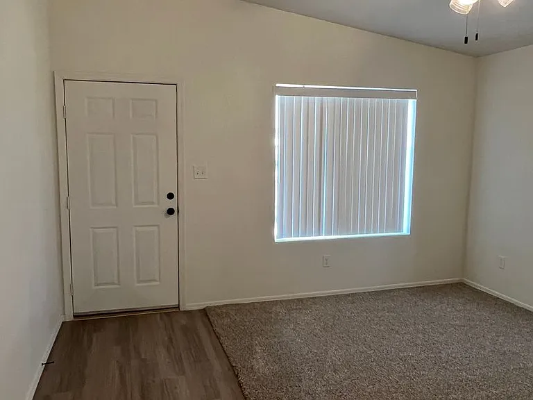 4423 S Buckthorn Dr — Photo 3