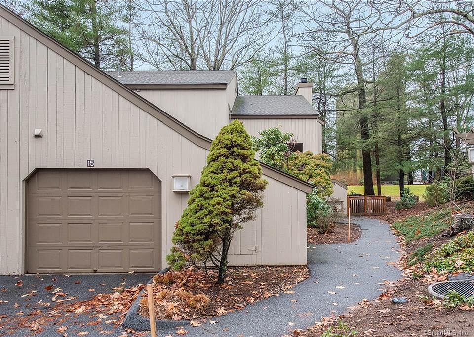 1st image of 15 Cottonwood Drive #15