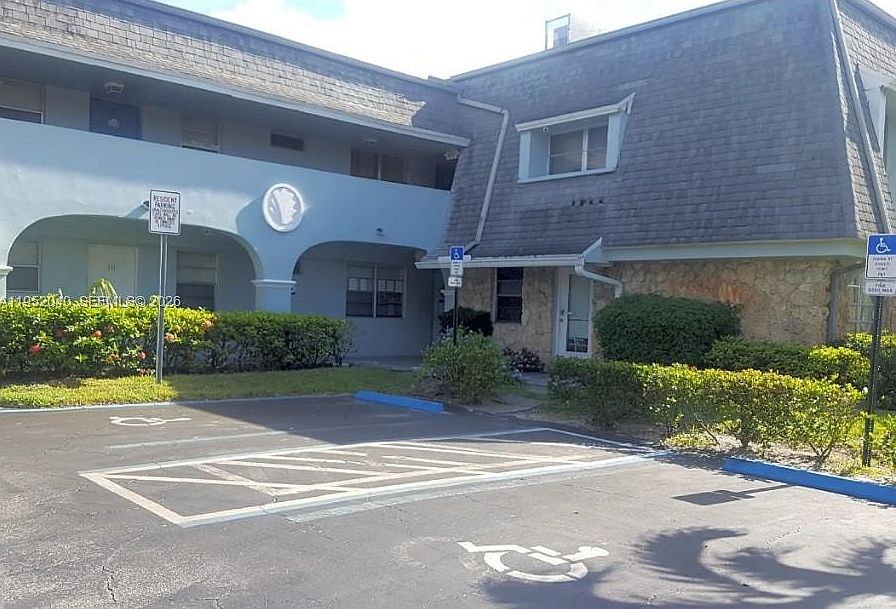 1st image of 4271 NW 5th St APT 106