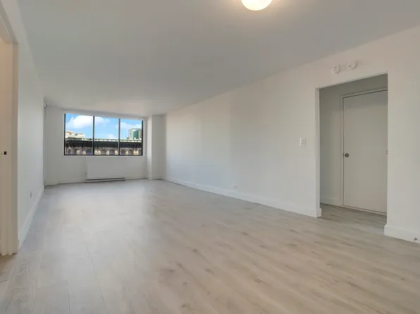 300 Mercer St, New York, NY