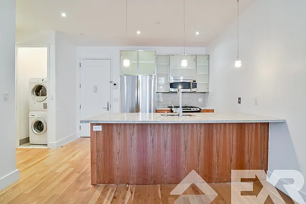 Rented by Fiddler Realty | media 31