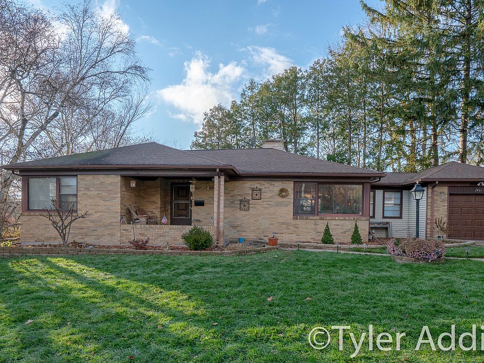 1st image of 2433 Oakwood Ave NE