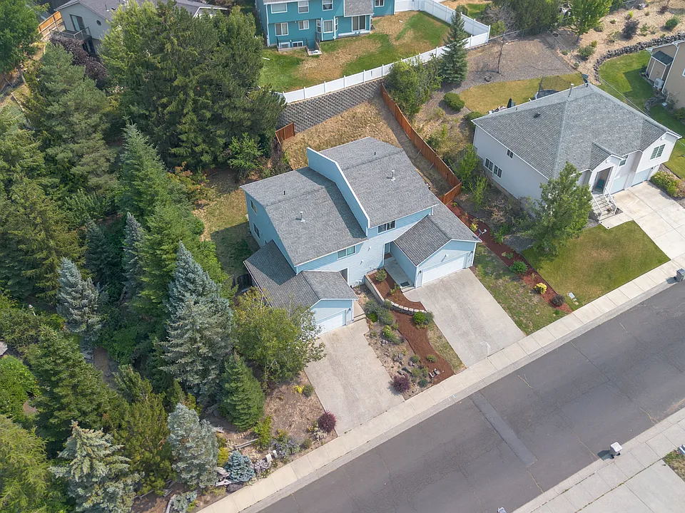 2340 NW Ridgeline Dr