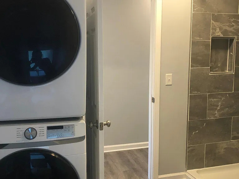 303 Oak St #2 — Photo 13