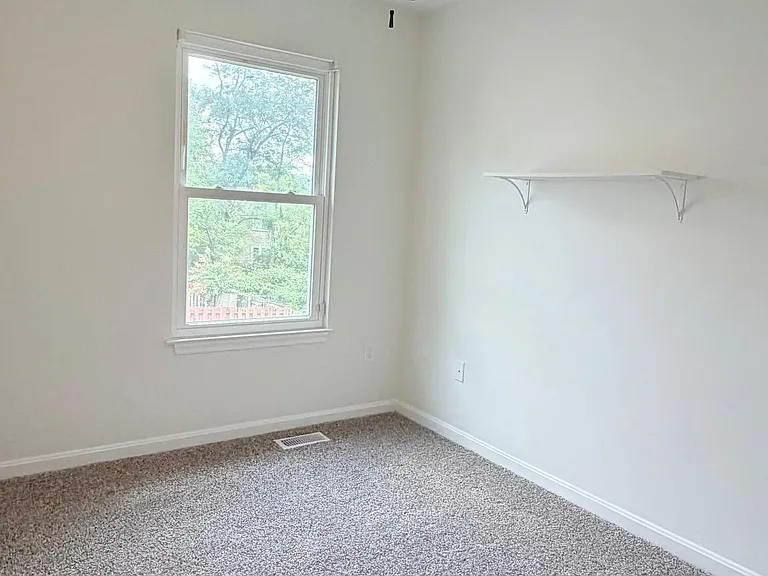 9609 Clocktower Ln — Photo 15