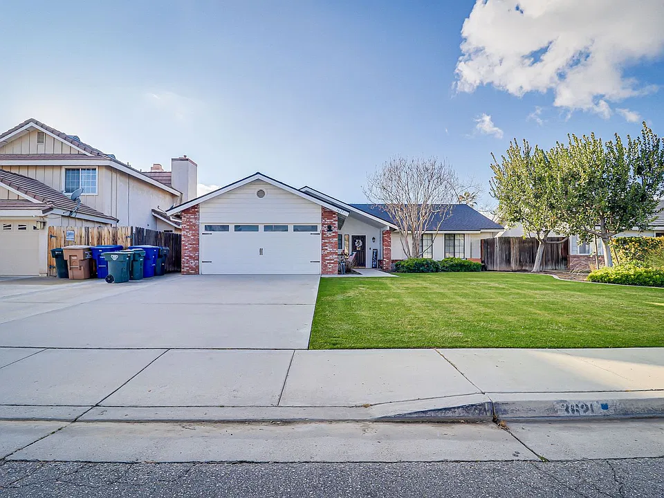 3621 Goldbar Dr