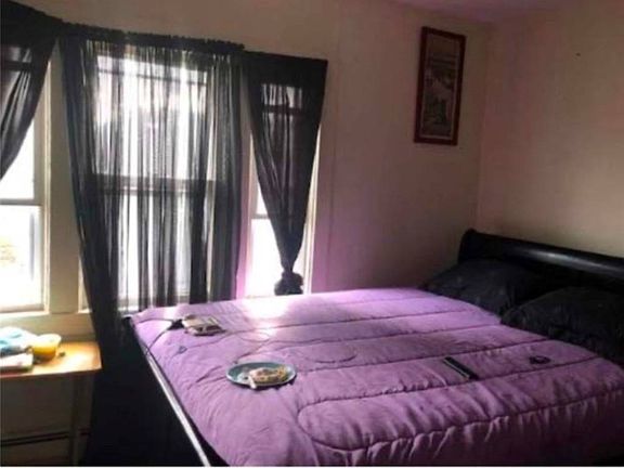 3rd image of 12 Jefferson Pl