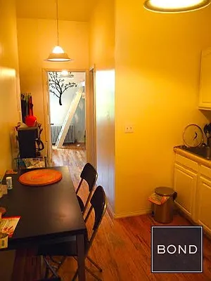 Rented by Bond New York | media 8