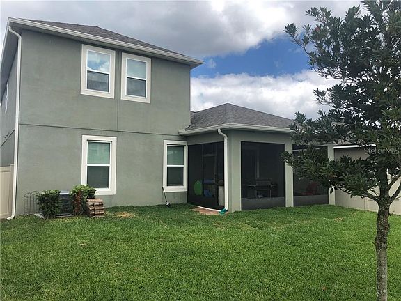 3rd image of 2416 Regency Park Dr