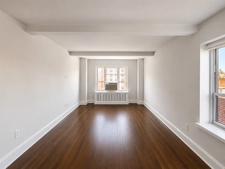 1080 Amsterdam Ave #11O2 — Photo 1