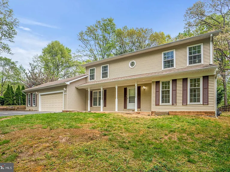 5105 Pheasant Ridge Rd — Photo 1
