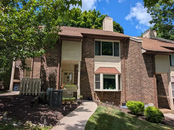 4 Esprit Ter, Chesterbrook, PA 19087