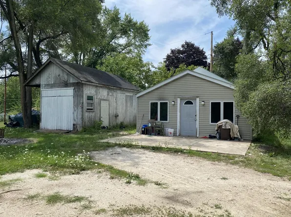 8314 Chara DRIVE, Burlington, WI 53105