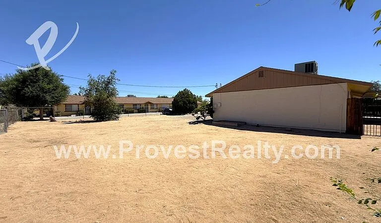 12780 Red Wing Rd #B — Photo 23